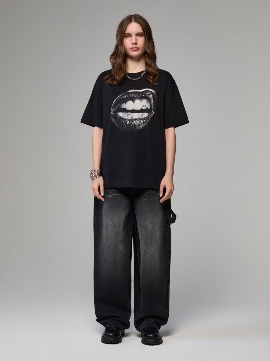 Oversized Black T-shirt with Lip print- Heavy 250 GSM Cotton