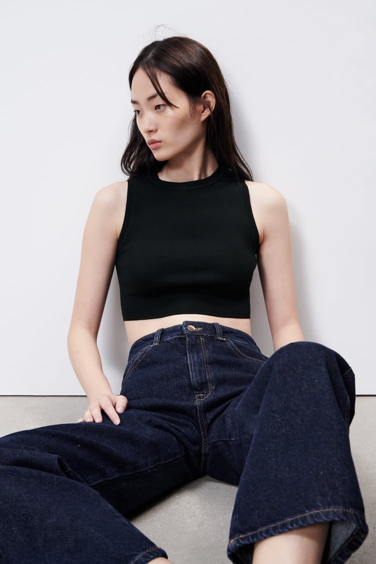 Women Black Knit Crop Top