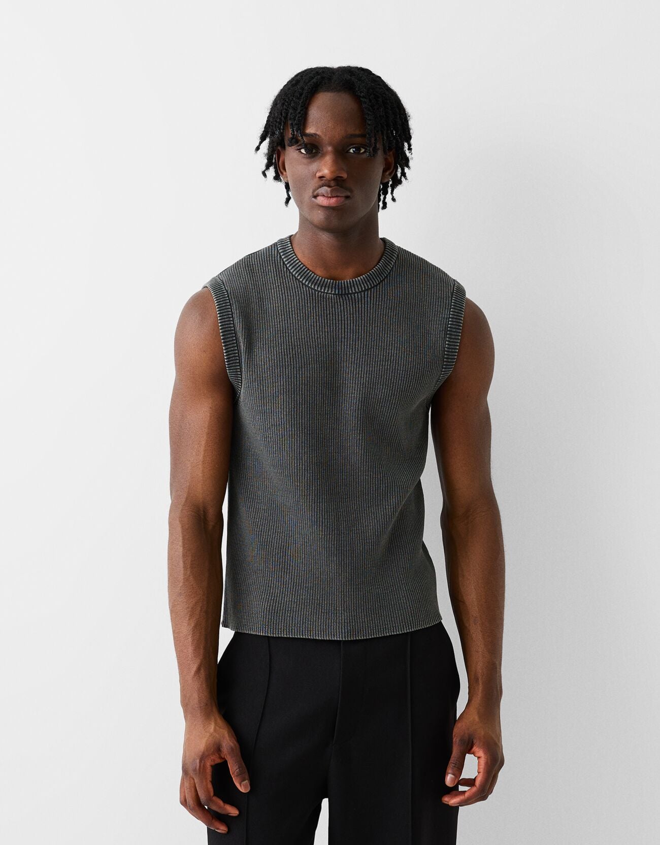 Men Dark Grey Faded-Effect Cropped Vest