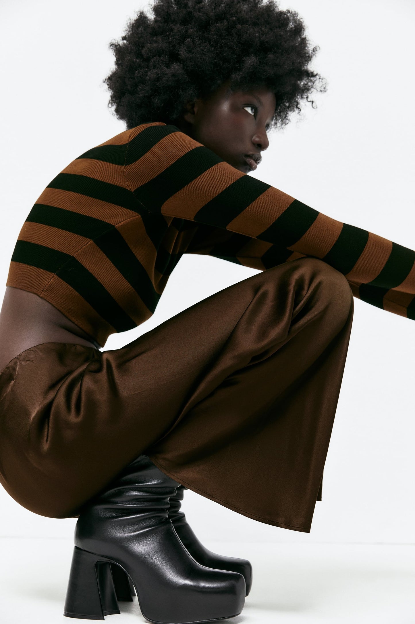 Women Dark Brown Striped Cropped Knit Sweater