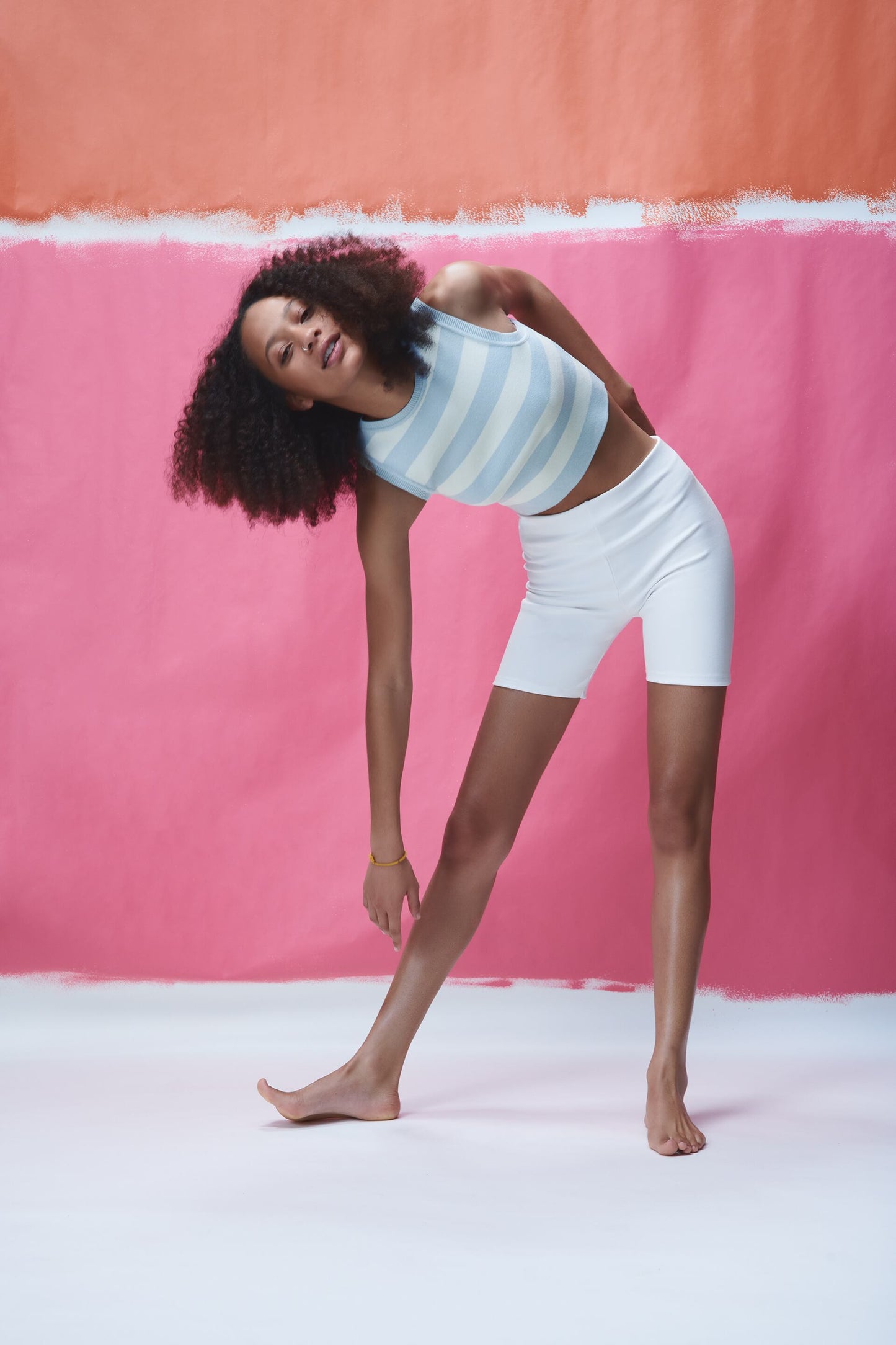 Women White / Blue Knit Crop Top