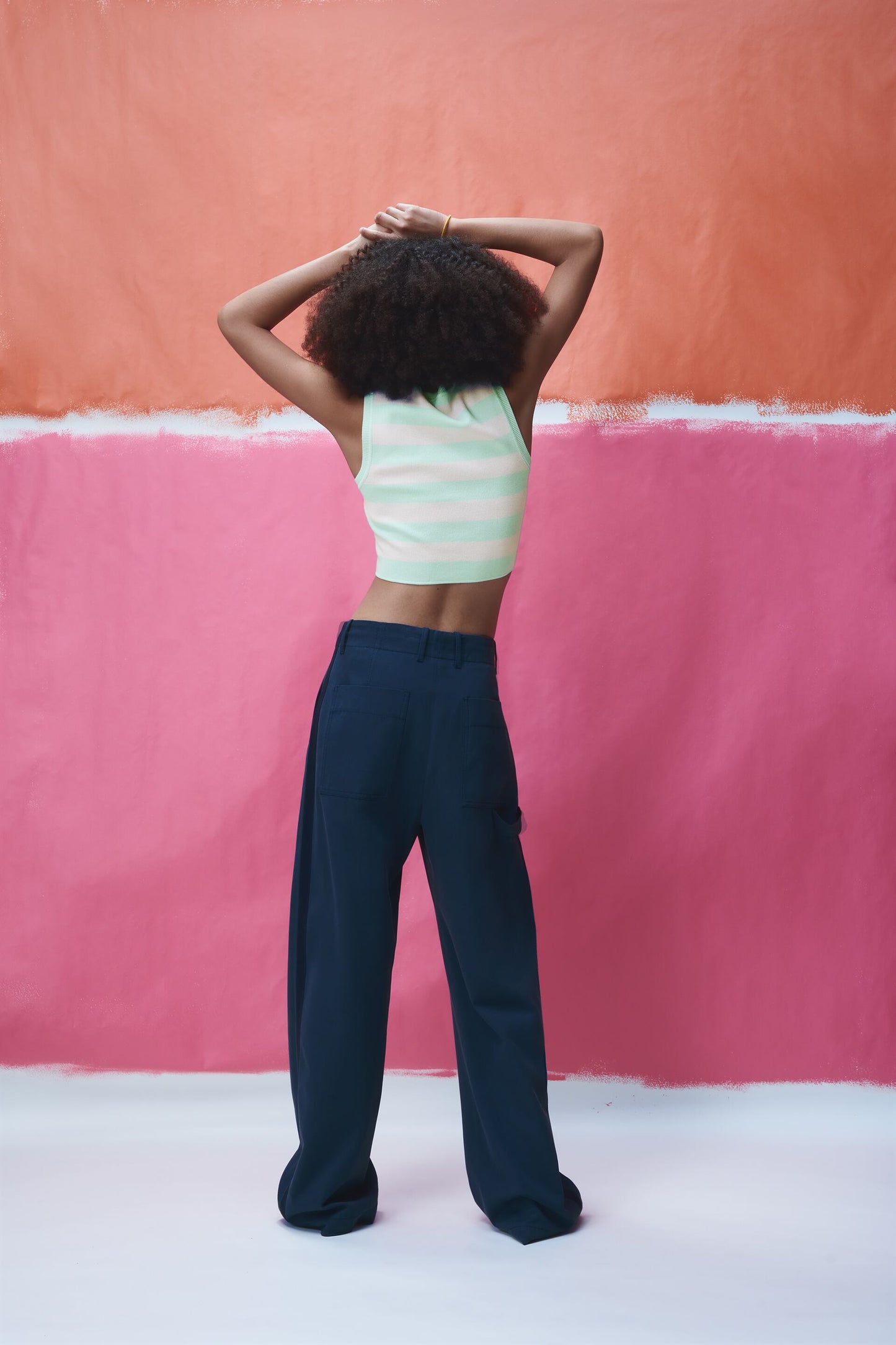 Women White / Green Knit Crop Top