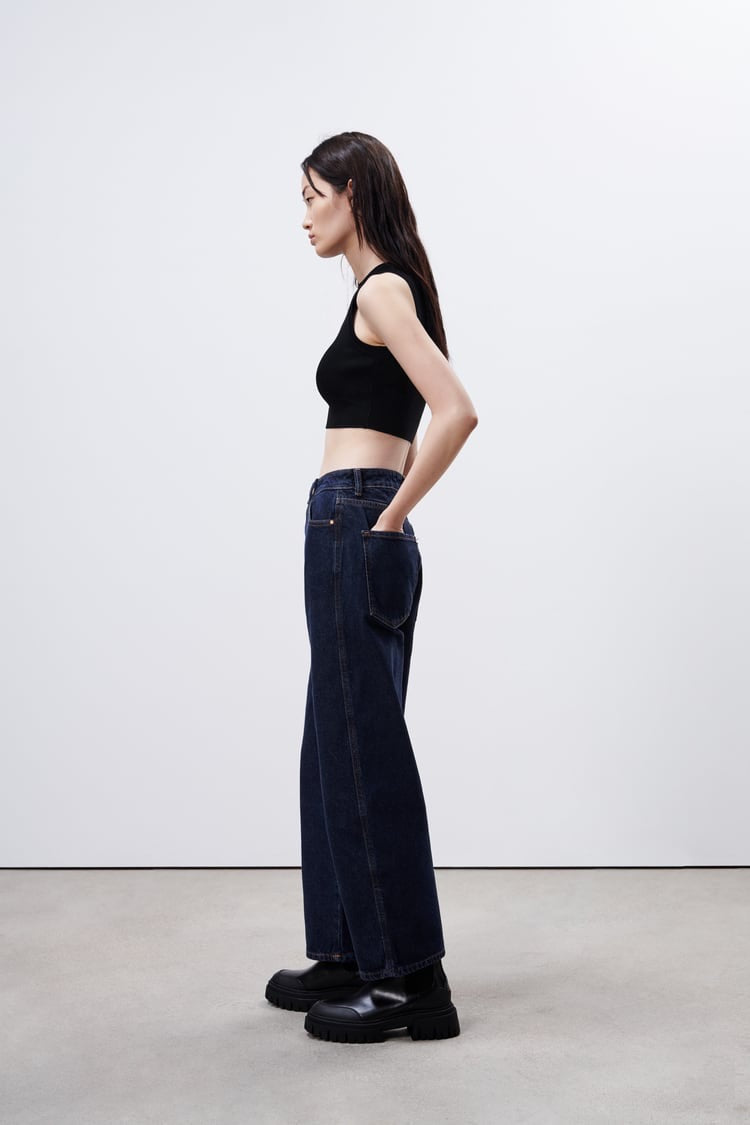Women Black Knit Crop Top