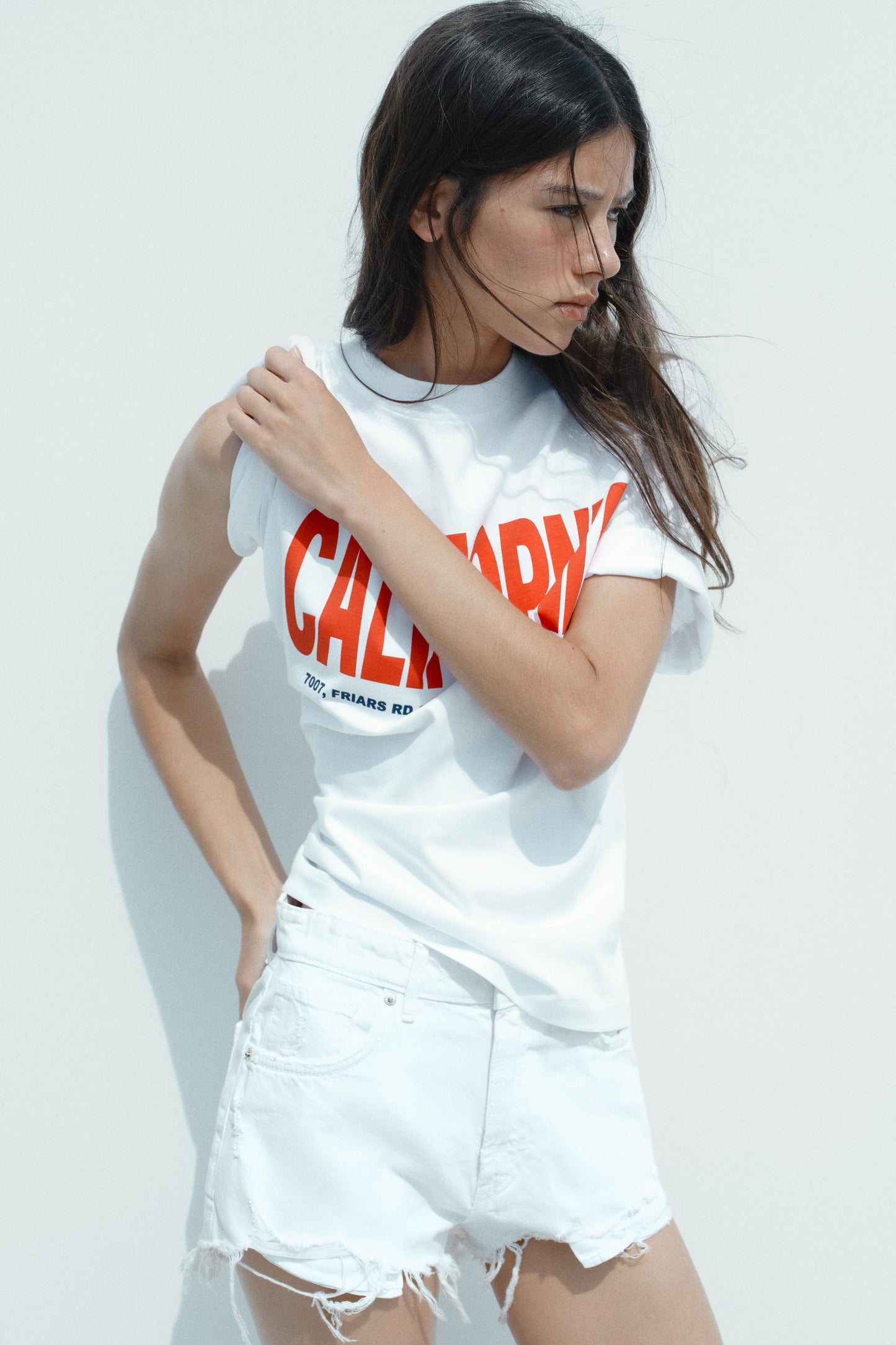Oversized California White T-shirt