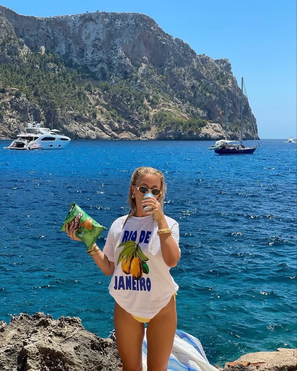Oversized White Rio De Janeiro T-shirt - Heavy 250 GSM