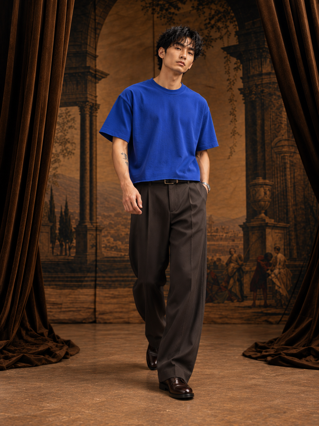 Iconic Cropped Sapphire Blue T-shirt